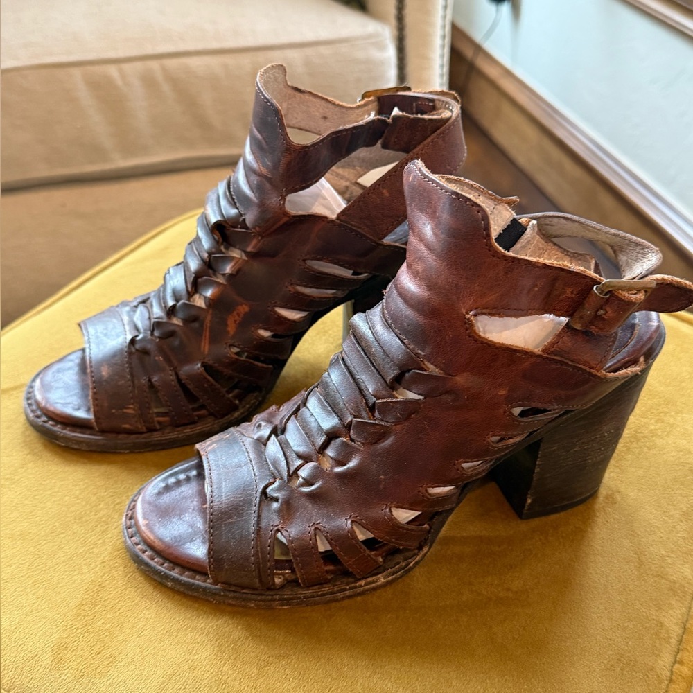Free Bird Bongo Brown Leather Women's Heeled Sandals Sz 8